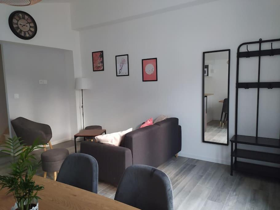 Le Petit Pied A Terre Du Luberon Apartment Merindol Luaran gambar